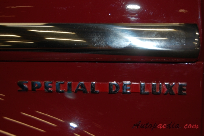 Plymouth Deluxe 1946-1950 (1946-1948 Special Deluxe cabriolet 2d), side emblem 