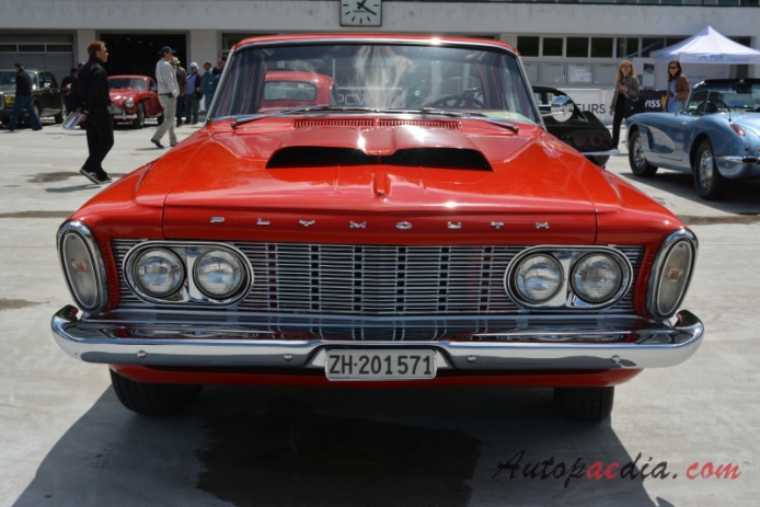 Plymouth Fury 3. generacja 1962-1964 (1963 sedan 2d), przód