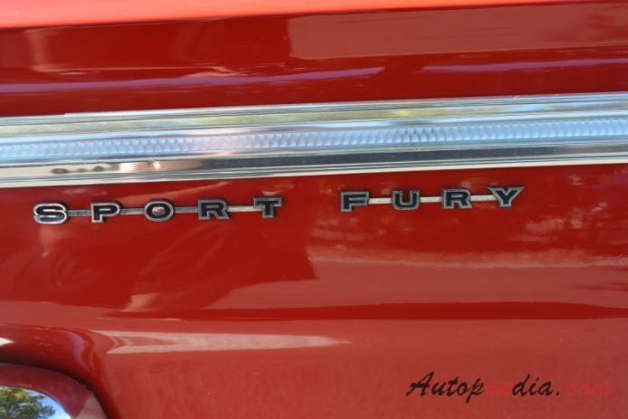 Plymouth Fury 3. generacja 1962-1964 (1964 Sport Fury hardtop Coupé 2d), emblemat bok 