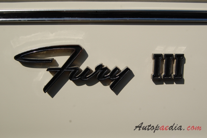 Plymouth Fury 4. generacja 1965-1968 (1965 Fury III Station Wagon 5d), emblemat tył 