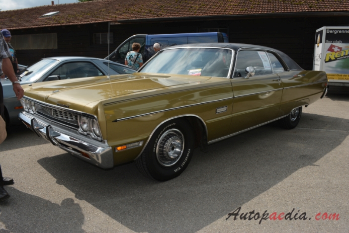 Plymouth Fury 5th generation 1969-1973 (1969 Sport Fury hardtop 2d), left front view