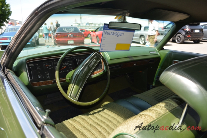 Plymouth Fury 5. generacja 1969-1973 (1972 Gran Sedan 4d), wnętrze