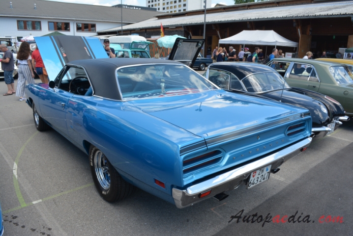 Plymouth Road Runner 1st generation 1968-1970 (1970 Plymouth Road Runner 440 Six Pack hardtop 2d),  left rear view