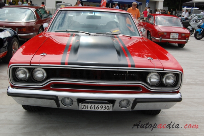 Plymouth Road Runner 1st generation 1968-1970 (1970 hardtop 2d), front view
