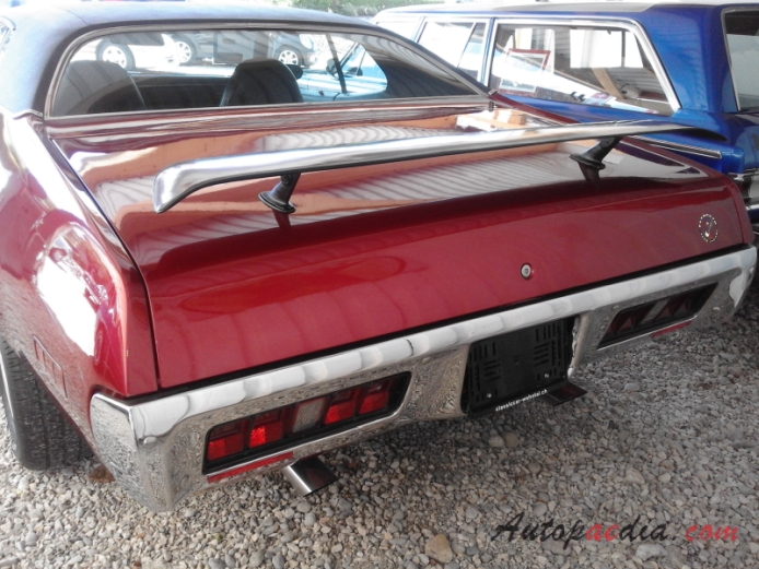 Plymouth Road Runner 2nd generation 1971-1975 (1971 383cu in Coupé 2d), rear view