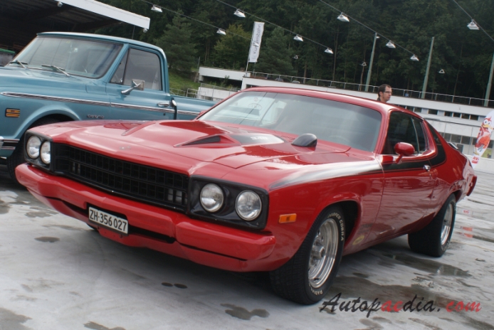 Plymouth Road Runner 2nd generation 1971-1975 (1973-1974 340 Coupé 2d), left front view