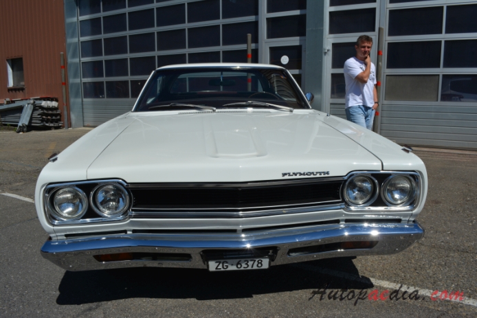 Plymouth Satellite 2nd generation 1968-1970 (1968 hardtop 2d), front view