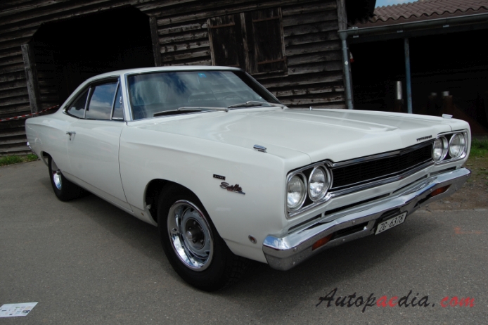Plymouth Satellite 2nd generation 1968-1970 (1968 hardtop 2d), right front view