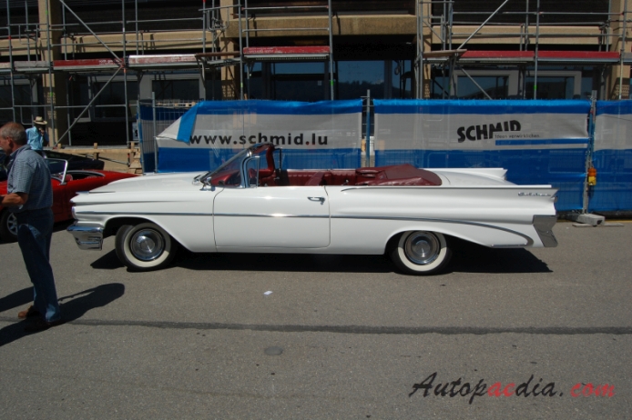 Pontiac Catalina 2nd generation 1959-1960 (1959 convertible 2d), left side view