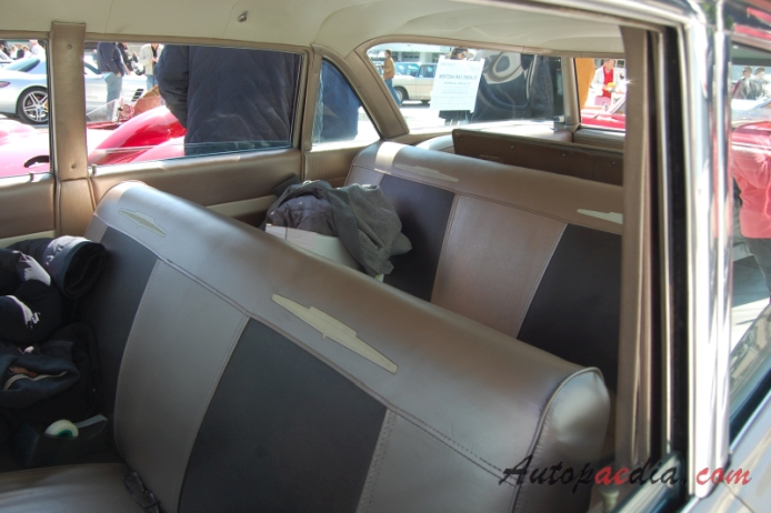 Pontiac Catalina 2nd generation 1959-1960 (1960 Safari Station Wagon 5d), interior