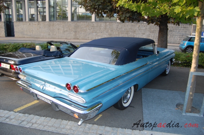 Pontiac Catalina 2nd generation 1959-1960 (1960 convertible 2d), right rear view