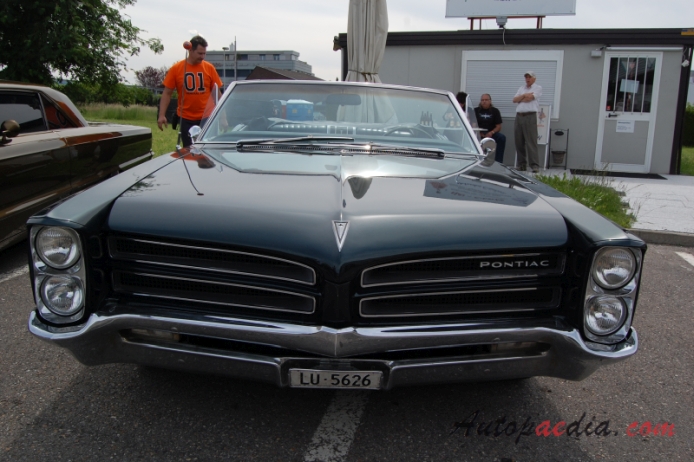 Pontiac Catalina 4th generation 1965-1970 (1966 convertible 2d), front view