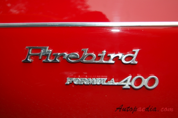 Pontiac Firebird 2nd generation 1970-1981 (1970 Formula 400 Coupé 2d), side emblem 