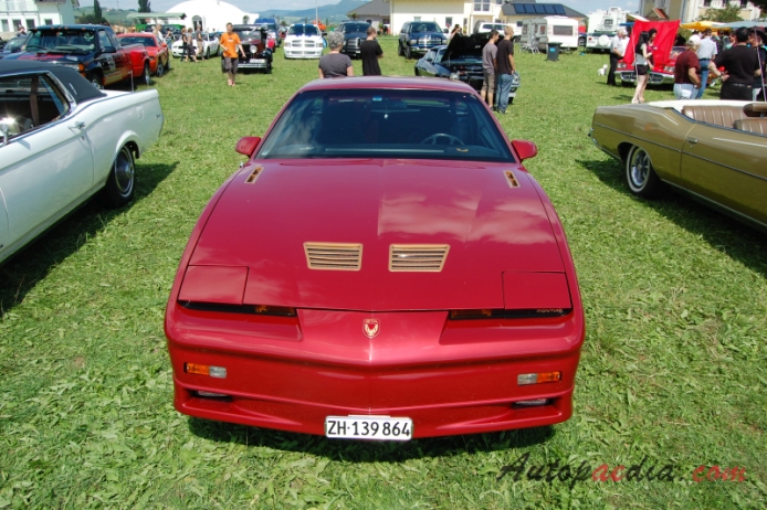 Pontiac Firebird 3rd generation 1982-1992 (1987-1989 GTA Coupé 2d), front view