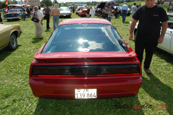 Pontiac Firebird 3rd generation 1982-1992 (1987-1989 GTA Coupé 2d), rear view