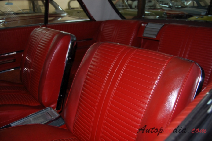 Pontiac Grand Prix 1st generation 1962-1968 (1963 Coupé 2d), interior