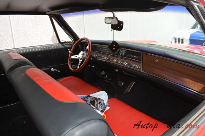 Pontiac Grand Prix 1st generation 1962-1968 (1967 Ventura Coupé 2d), interior