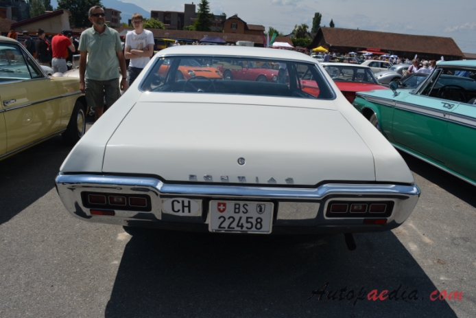 Pontiac LeMans 2nd generation 1964-1969 (1968 hardtop 4d), rear view
