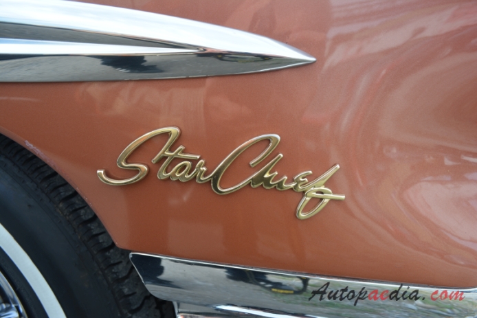 Pontiac Star Chief 3. generacja 1958 (hardtop 4d), emblemat bok 