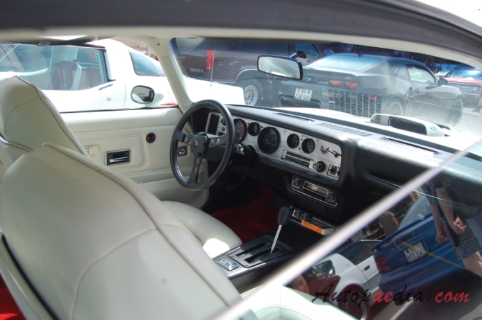 Pontiac Trans Am 2. generacja 1970-1981 (1970-1973 Trans Am Coupé 2d), wnętrze