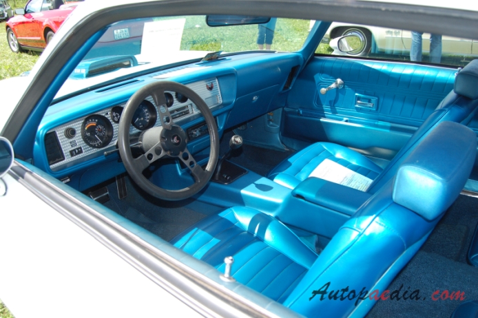 Pontiac Trans Am 2. generacja 1970-1981 (1970 Trans Am 6600ccm Coupé 2d), wnętrze