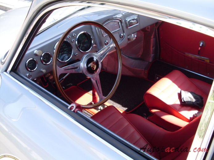 Porsche 356 1948-1965 (1954 pre-A Coupé), wnętrze