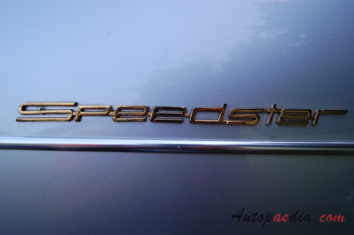 Porsche 356 1948-1965 (1955-1958 356A 1600 Super Speedster), emblemat bok 