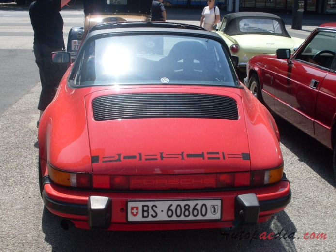 Porsche 911 1. generacja 1963-1989 (1977-1989 Targa), tył