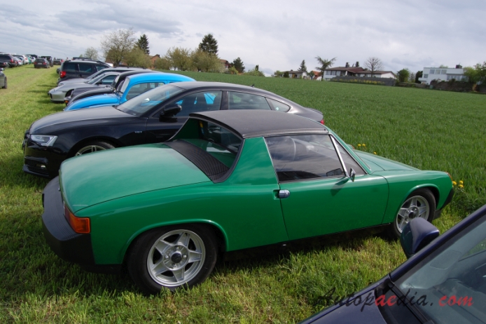 Porsche 914 1969-1976 (1974-1975 914/4 1.8L), right side view