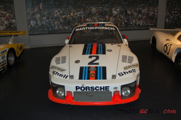 Porsche 935 1976-1981 (1976 auto wyścigowe), przód