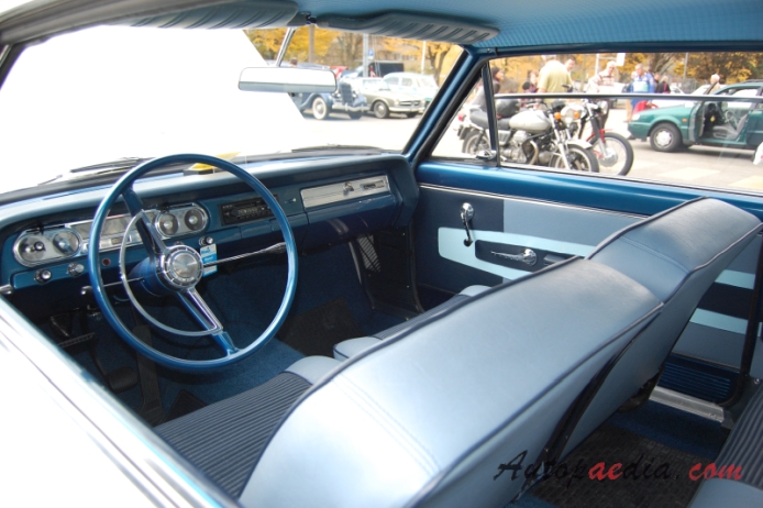 Rambler American 3. generacja 1964-1969 (1965 3205cc hardtop 2d), wnętrze