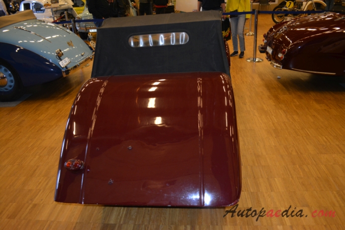 Rapid 1946-1947 (1946 350ccm microcar), rear view