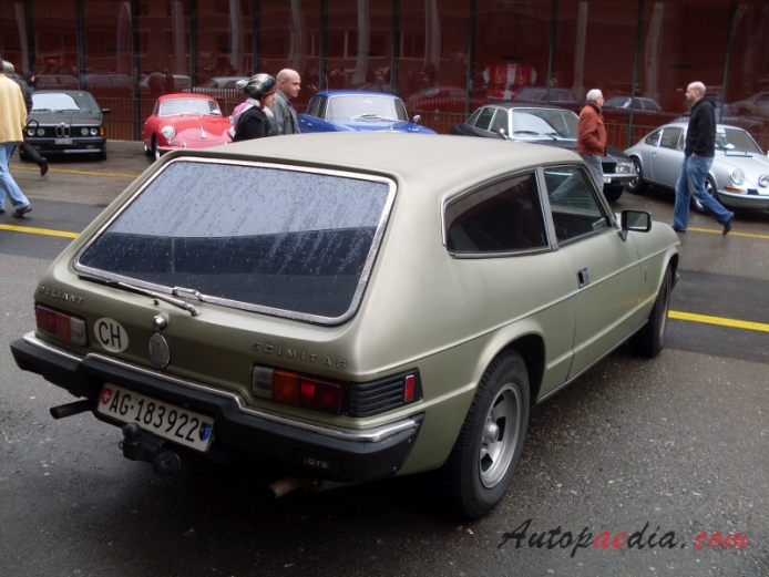 Reliant Scimitar 1964-1985 (1975-1985 GTE SE6 Grand Touring Estate), right rear view