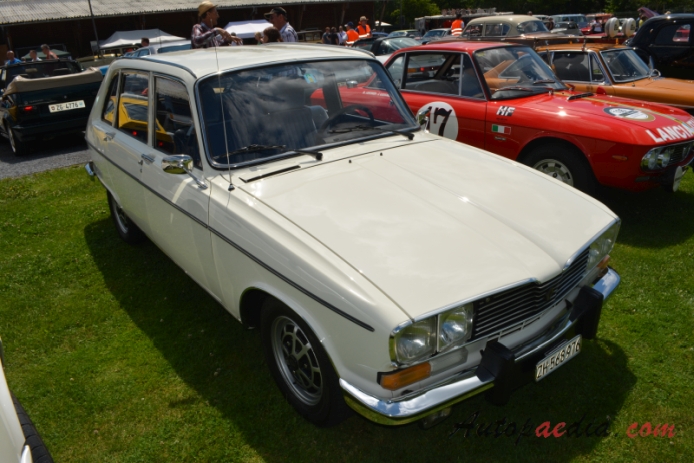 Renault 16 1965-1980 (1973-1980 Renault 16 TX hatchback 5d), prawy przód