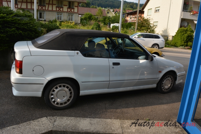 Renault 19 1988-1996 (1992 Phase I 16S/16V cabriolet 2d), right side view