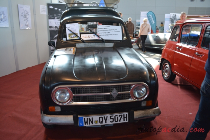 Renault 4 1961-1994 (1977 F4 Kombi limousine 3d), front view