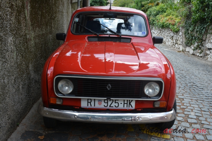 Renault 4 1961-1994 (1978-1994 GTL), front view