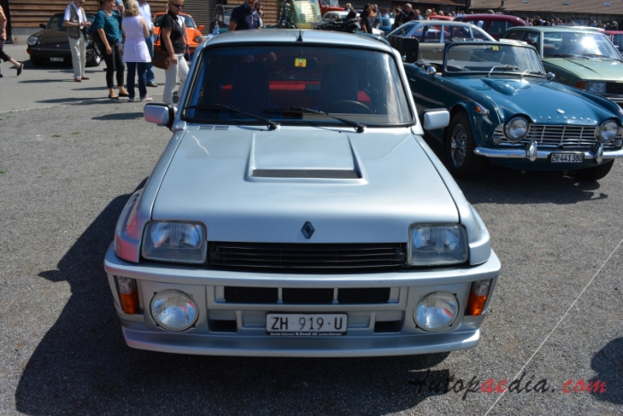 Renault 5 1972-1996 (1980-1986 Turbo), przód