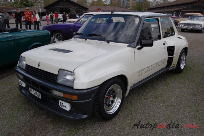 Renault 5 1972-1996 (1983-1986 Turbo 2), left front view