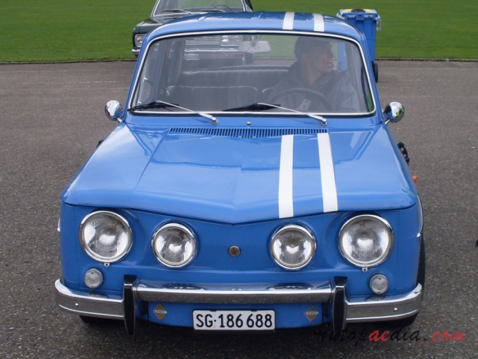 Renault 8 1962-1973 (1967-1973 renault 8 Gordini sedan 4d), front view