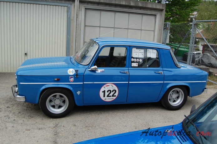 Renault 8 1962-1973 (1969 renault 8 Gordini sedan 4d), left side view