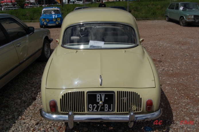 Renault Dauphine 1956-1967 (1958-1961 sedan 4d), rear view
