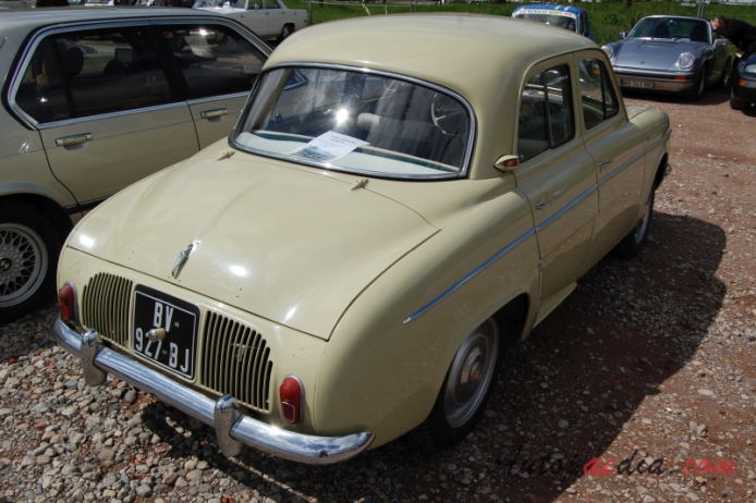Renault Dauphine 1956-1967 (1958-1961 sedan 4d), right rear view