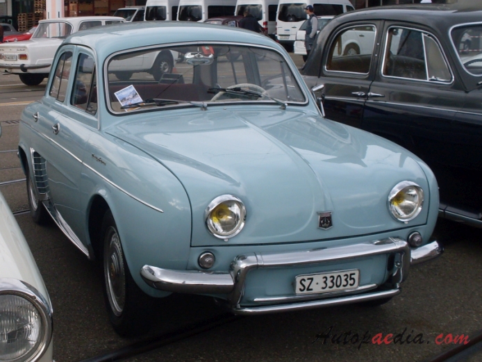 Renault Dauphine 1956-1967 (1961-1962 sedan 4d), right front view