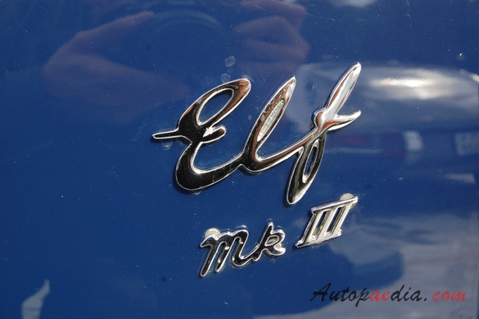 Riley Elf 1961-1969 (1968 MkIII), rear emblem  