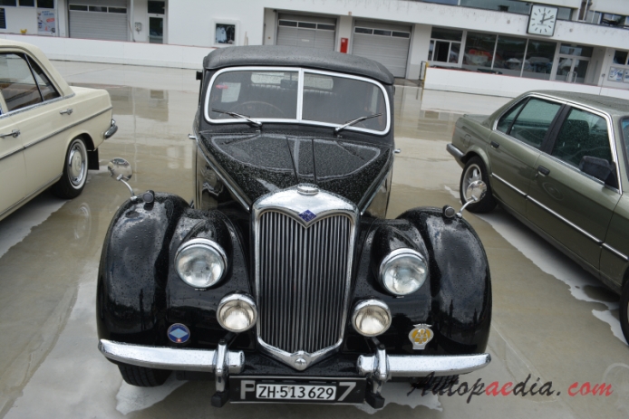 Riley RMA 1945-1952 (1951 1.5L saloon 4d), front view