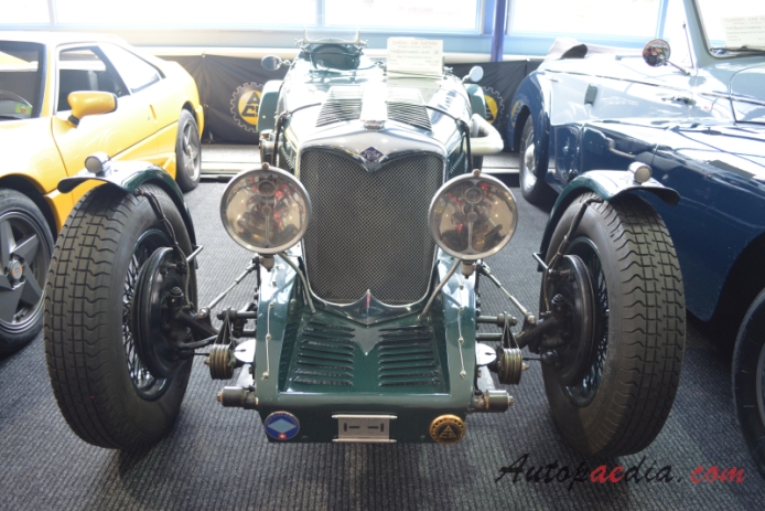 Riley Nine 1926-1938 (1938 Brooklands roadster 2d), przód
