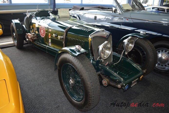 Riley Nine 1926-1938 (1938 Brooklands roadster 2d), right front view