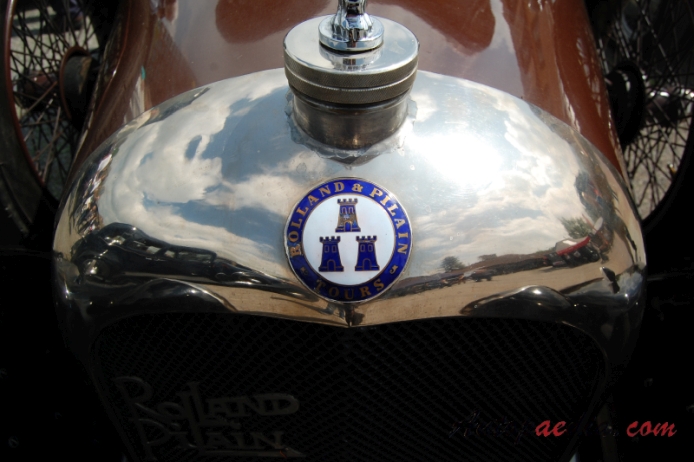 Rolland-Pilain 1923 (torpedo 4d), front emblem  