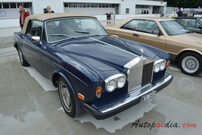 Rolls-Royce Corniche 1971-1996 (1974-1988 convertible 2d), right front view